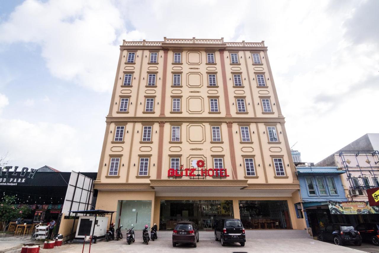 Blitz Hotel Batam Centre Luaran gambar